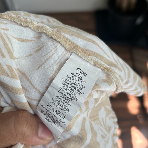 Women’s Floral Tan Dress - Picture 4 of 4